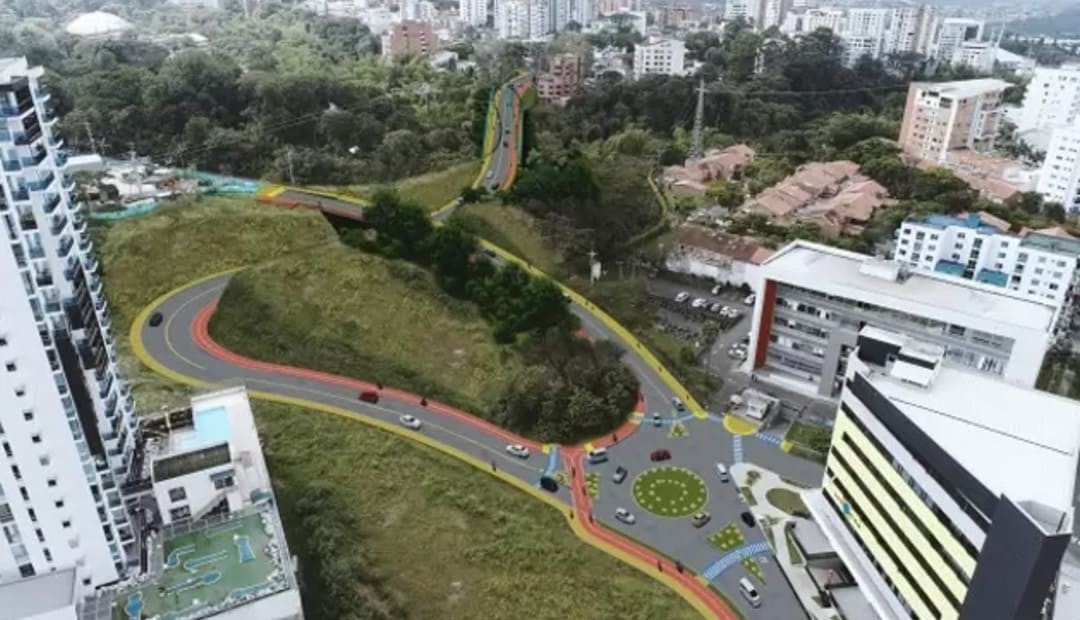 Una nueva vía promete descongestionar glorieta de Pinares