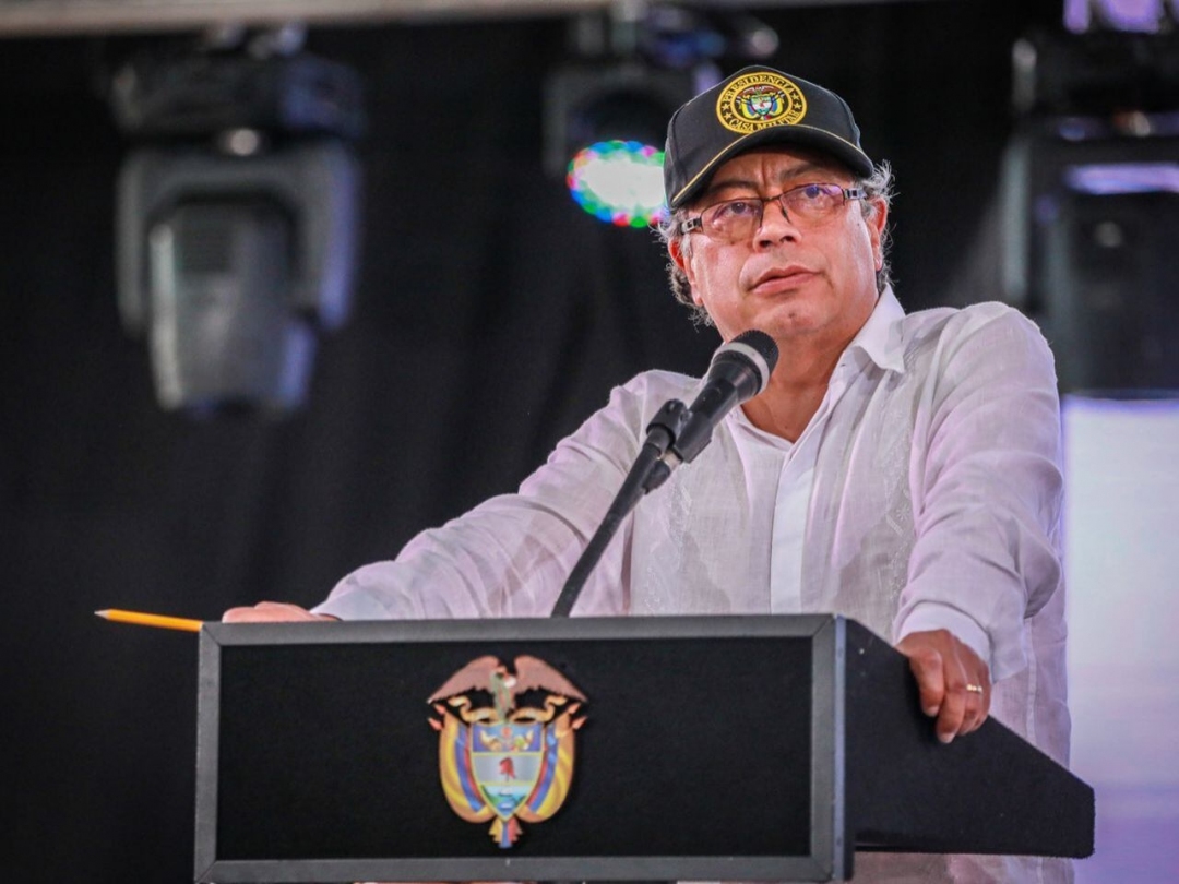 Presidente Petro decreta día cívico para este viernes 19 de abril para reducir consumo de energía en Colombia