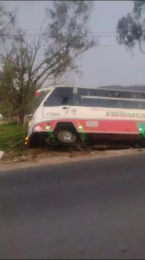 Conductor de bus intermunicipal casi causa una tragedia
