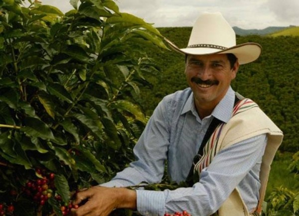 Falleció ‘Juan Valdez’; Carlos Castañeda, quien por 20 años representó al personaje cafetero