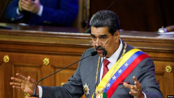 Maduro aumentó a 130 dólares el “ingreso mínimo mensual” en Venezuela