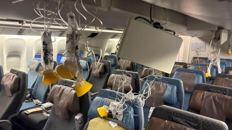 Tragedia en las alturas: Turbulencias extremas cobran la vida de un pasajero en vuelo Londres-Singapur