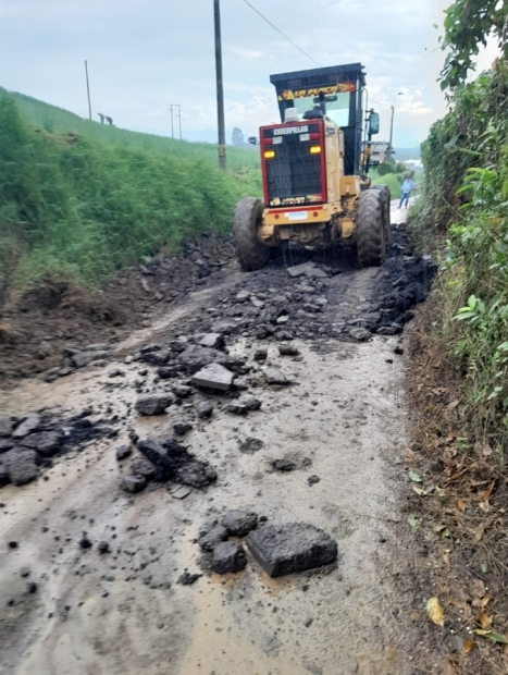 SECRETARÍA DE INFRAESTRUCTURA CONTINÚA TRABAJANDO POR VÍAS RURALES