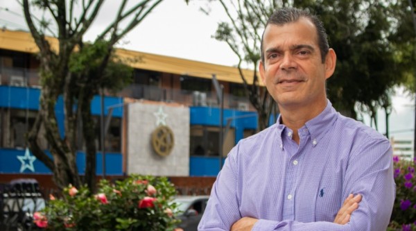 Luis Fernando Acosta Sanz fue removido del cargo de director Administrativo de Comfamiliar