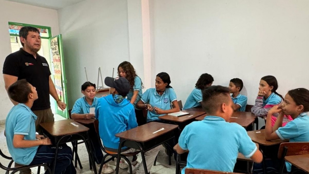 El programa “Los libros son aves que van a todas partes”, llegó a La Carbonera