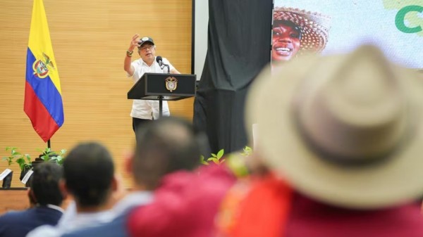 "Un niño no es un combatiente, es un rehén...”: Gustavo Petro