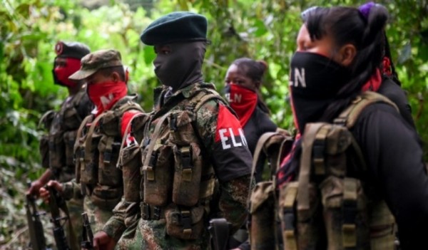 Funcionarios del Gobierno habrían ordenado dar contratos al ELN: revelaciones de Olmedo López