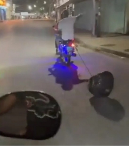 Rueda la Cabeza de Hugo Chávez como Símbolo de Protesta