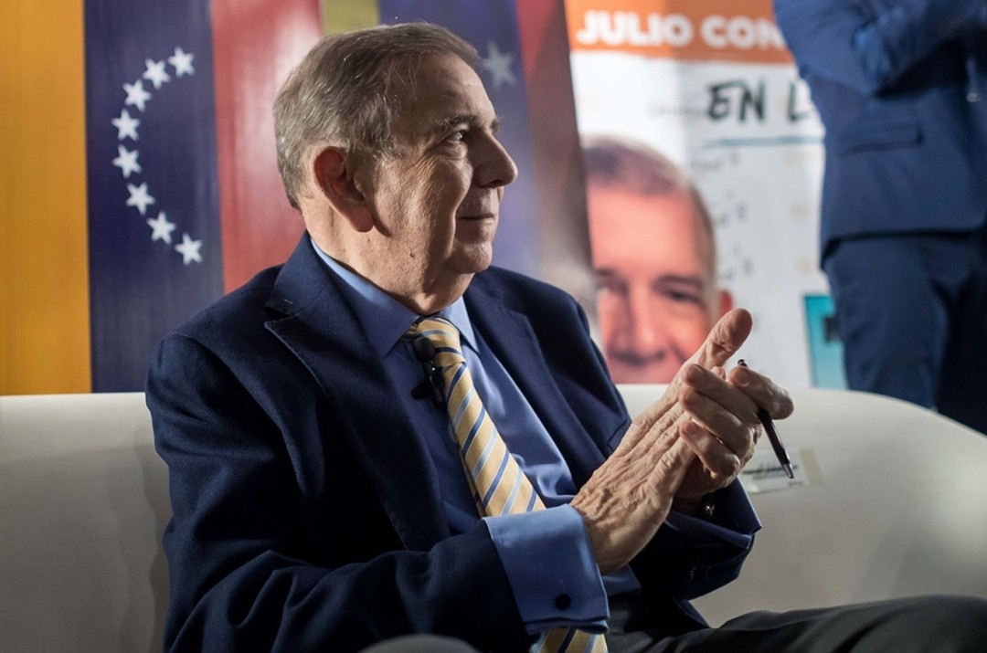 Edmundo González Urrutia llega a España tras huir de Venezuela bajo amenazas