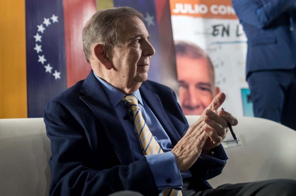 Edmundo González Urrutia llega a España tras huir de Venezuela bajo amenazas