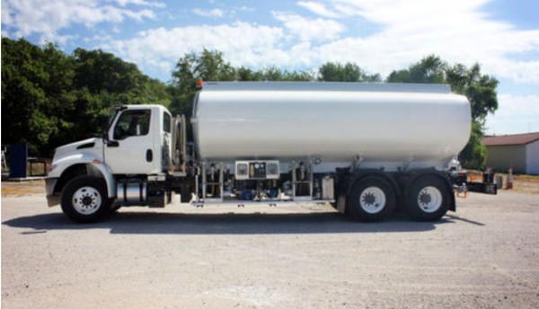 Cae por abismo un camión cisterna que transporta Biodiesel 