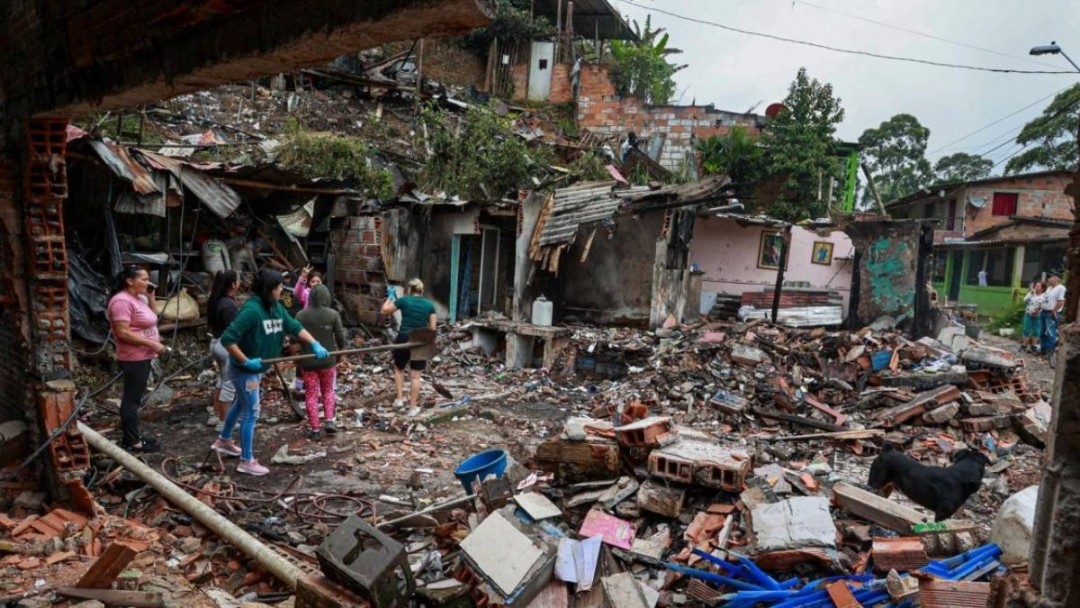 Exploto una polvorera en el municipio de Caldas - Antioquia 