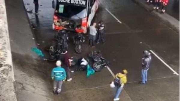 En Medellín un bus de servicio publico arrolló a cinco personas 