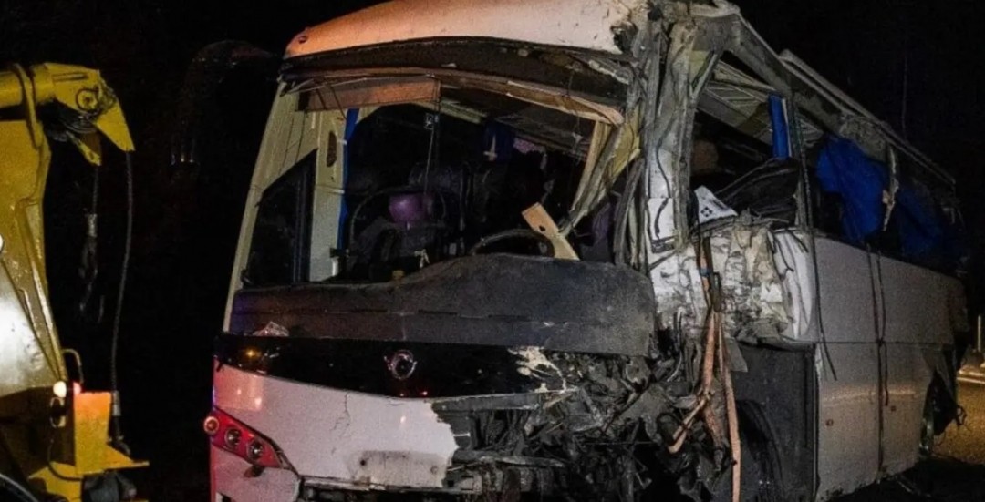 Grave accidente en los Pirineos deja 31 colombianos heridos y dos muertos