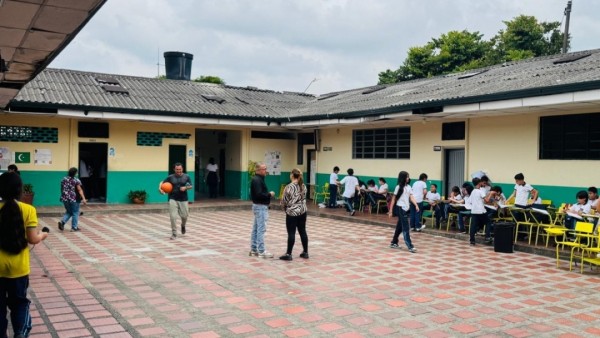 Alcaldía de Pereira realiza mejoramientos en la infraestructura educativa, garantizando espacios adecuados para el apren