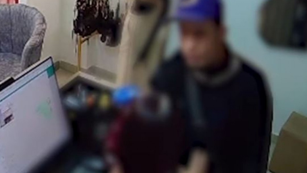 Capturado por hurto, lesiones y daños en bien ajeno en establecimiento comercial