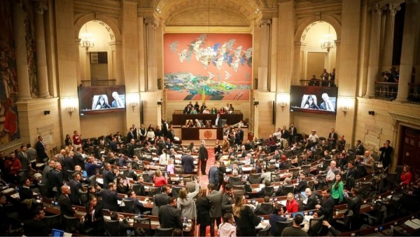 Se hundió, de nuevo, el proyecto para reducir el salario de los congresistas