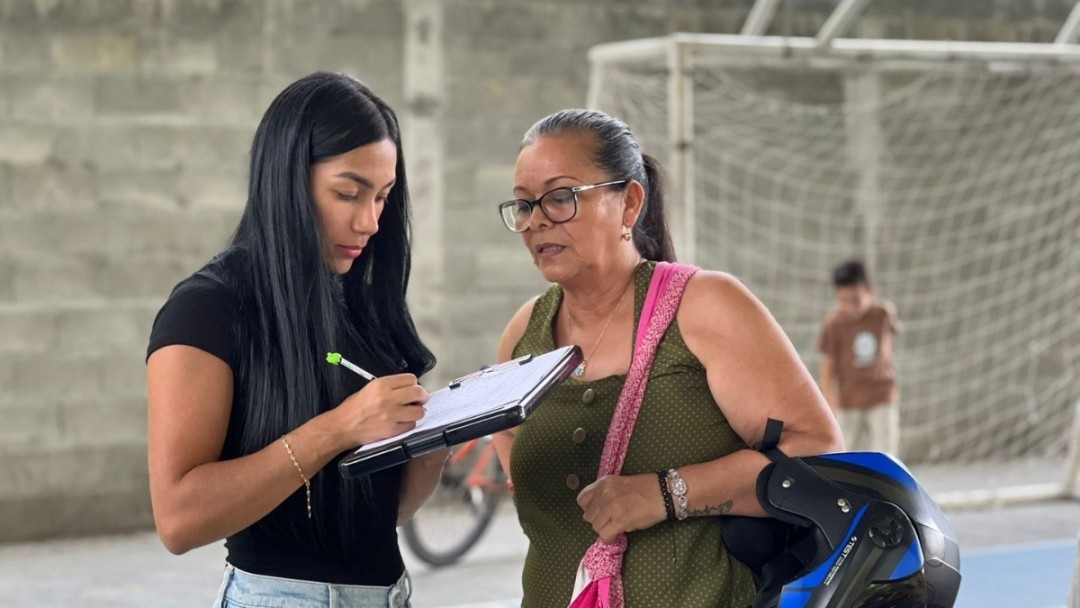 Más de 50 mujeres de Puerto Caldas participaron en jornada institucional con enfoque de género?