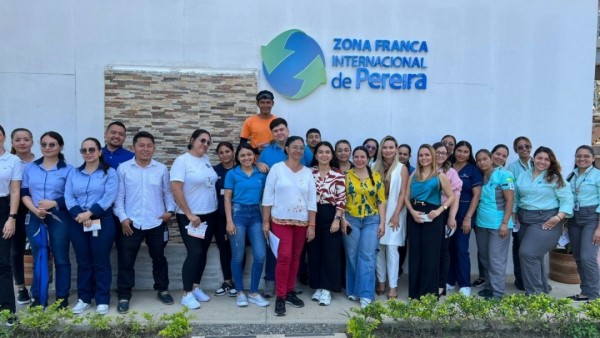 Oficina de la Mujer llevó jornada de sensibilización a la Zona Franca Internacional de Pereira