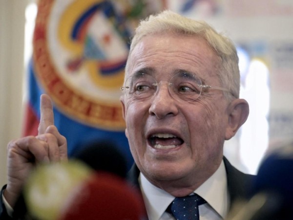 Tribunal Superior de Bogotá niega suspensión de prisión domiciliaria a Álvaro Uribe Vélez
