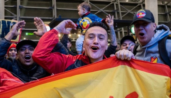 Los hinchas del Deportivo Pereira son incondicionales