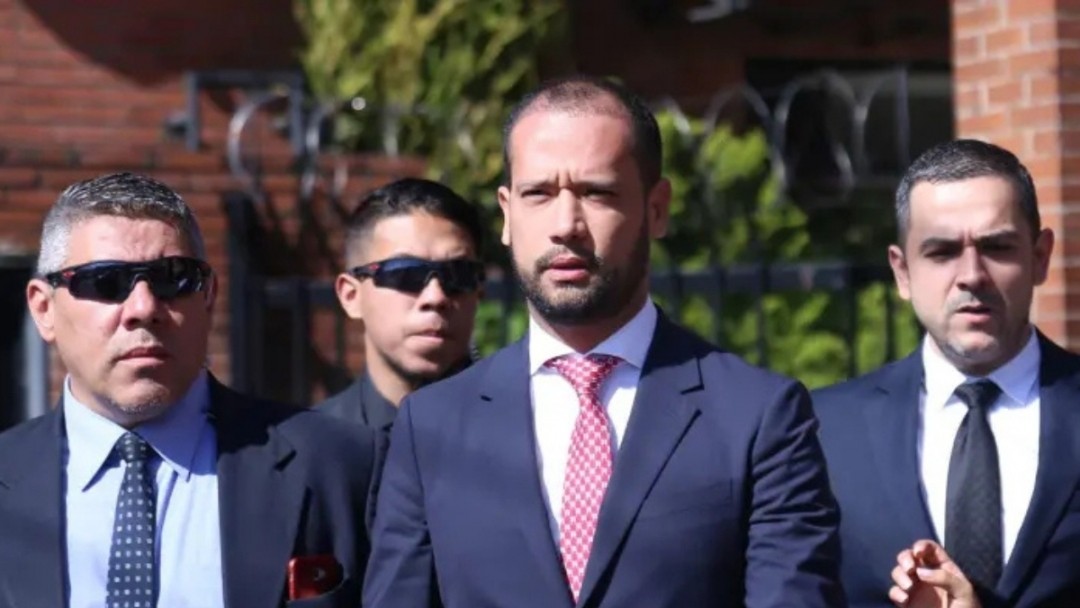 Condenan a 7 años al abogado Diego Cadena por soborno en proceso de Uribe Vélez
