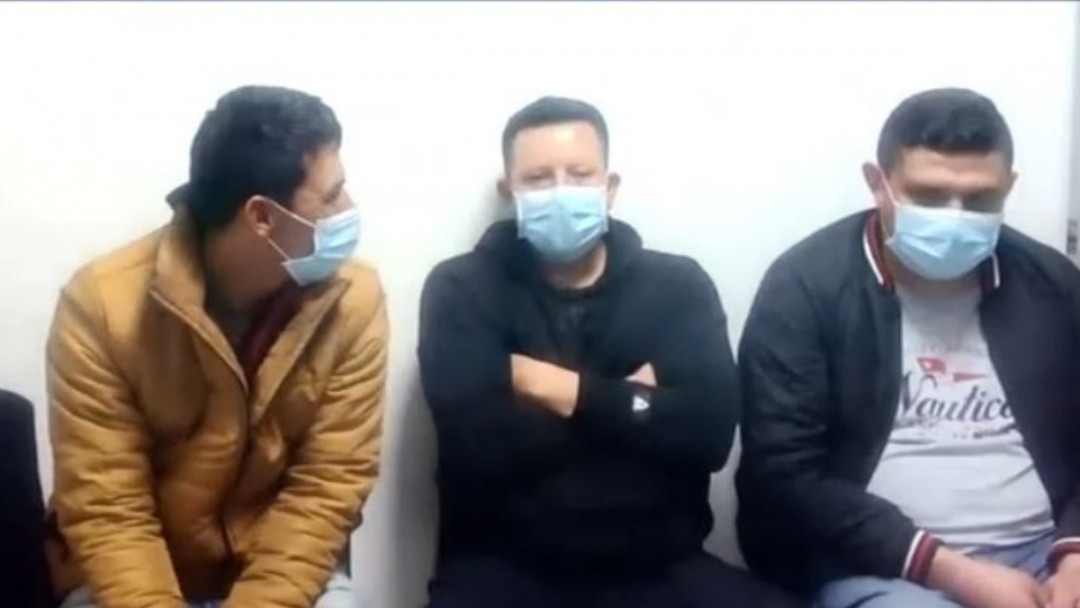 Judicializados tres policías y un civil por transportar estupefacientes y panfletos alusivos al ELN