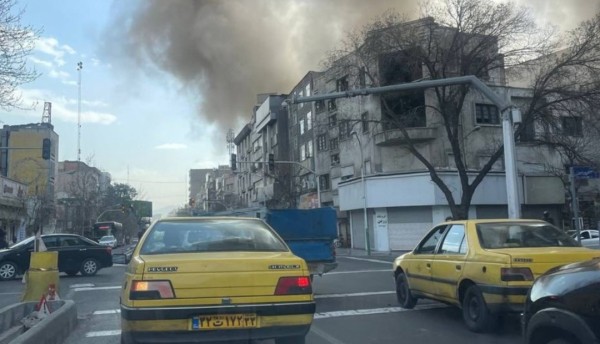 Israel ataca a Irán con apoyo de Estados Unidos