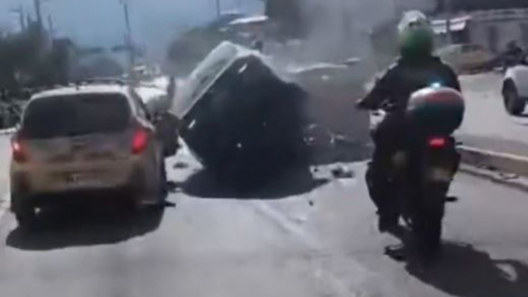 Persecución por carro robado terminó con captura en Cali