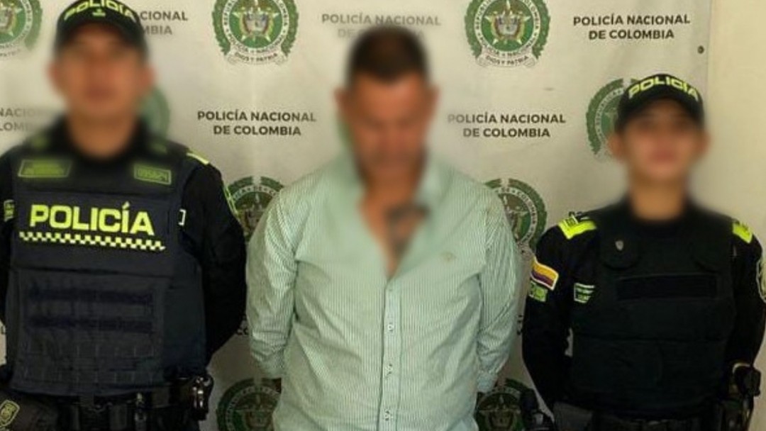 Conductor ebrio arrolla a uniformada y es capturado en Pereira