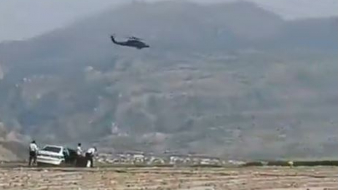 Helicópteros de EE. UU. son atacados mientras buscaban tripulación de avión derribado en Irán