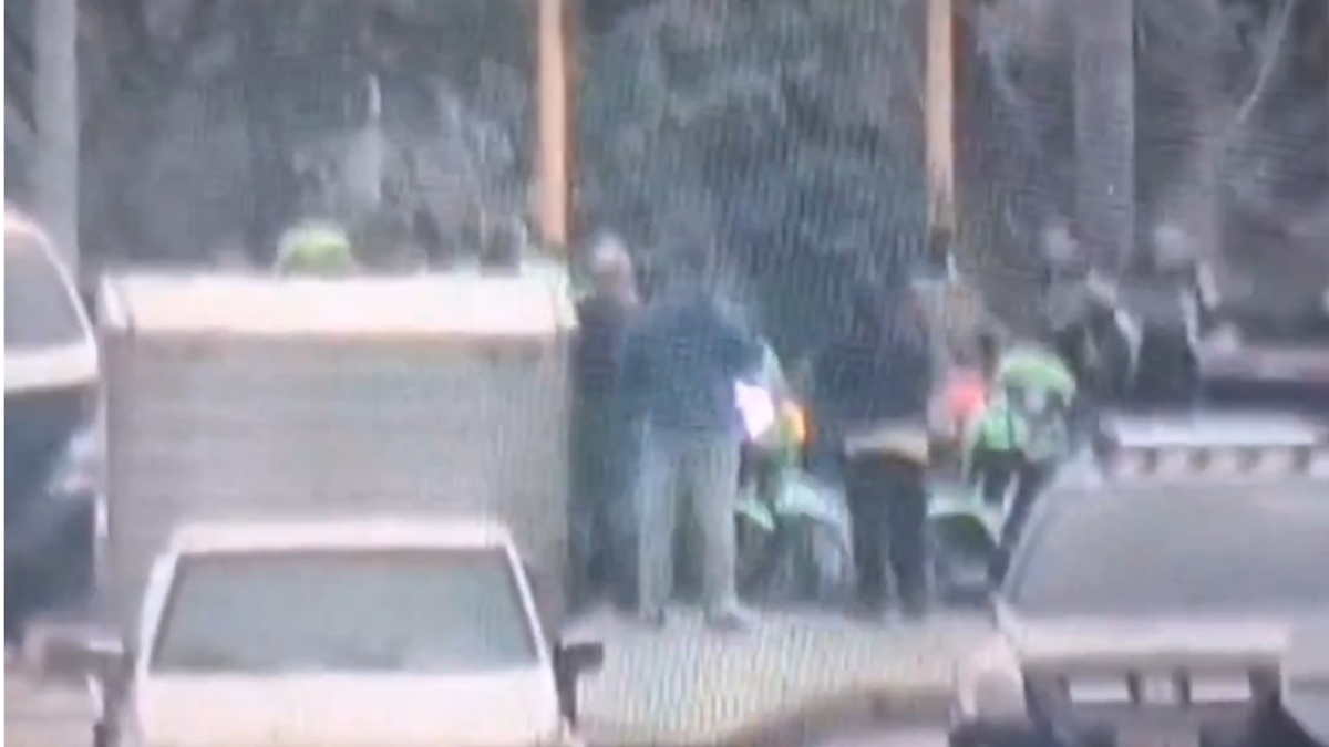 La Policía de Bogotá captura a delincuentes en moto luego de extenso seguimiento por varias cuadras