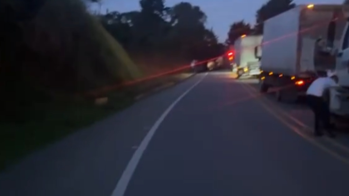 Cierre total de la vía Panamericana por alerta de explosivos en jurisdicción de Piendamó