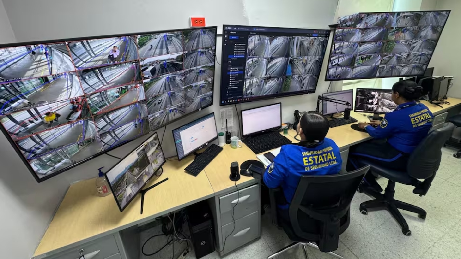 Imagen de Megabús implementa videovigilancia con inteligencia artificial para frenar robos en las estaciones
