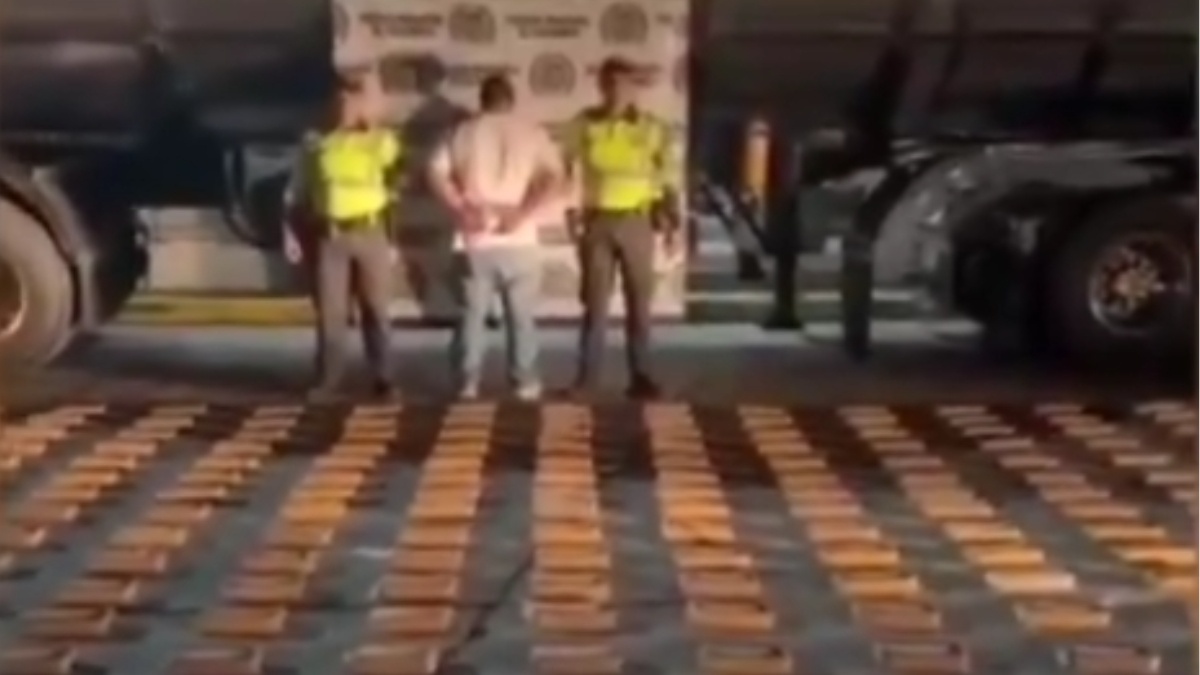 Incautan 653 kilos de cocaína ocultos en un carro cisterna