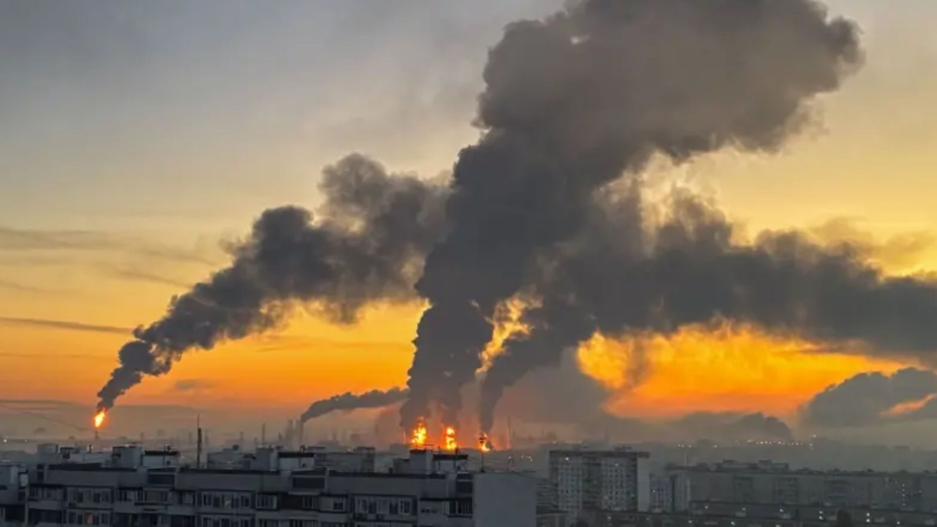 Ucrania intensifica los ataques sobre el corazón industrial de Rusia en el cierre de las votaciones