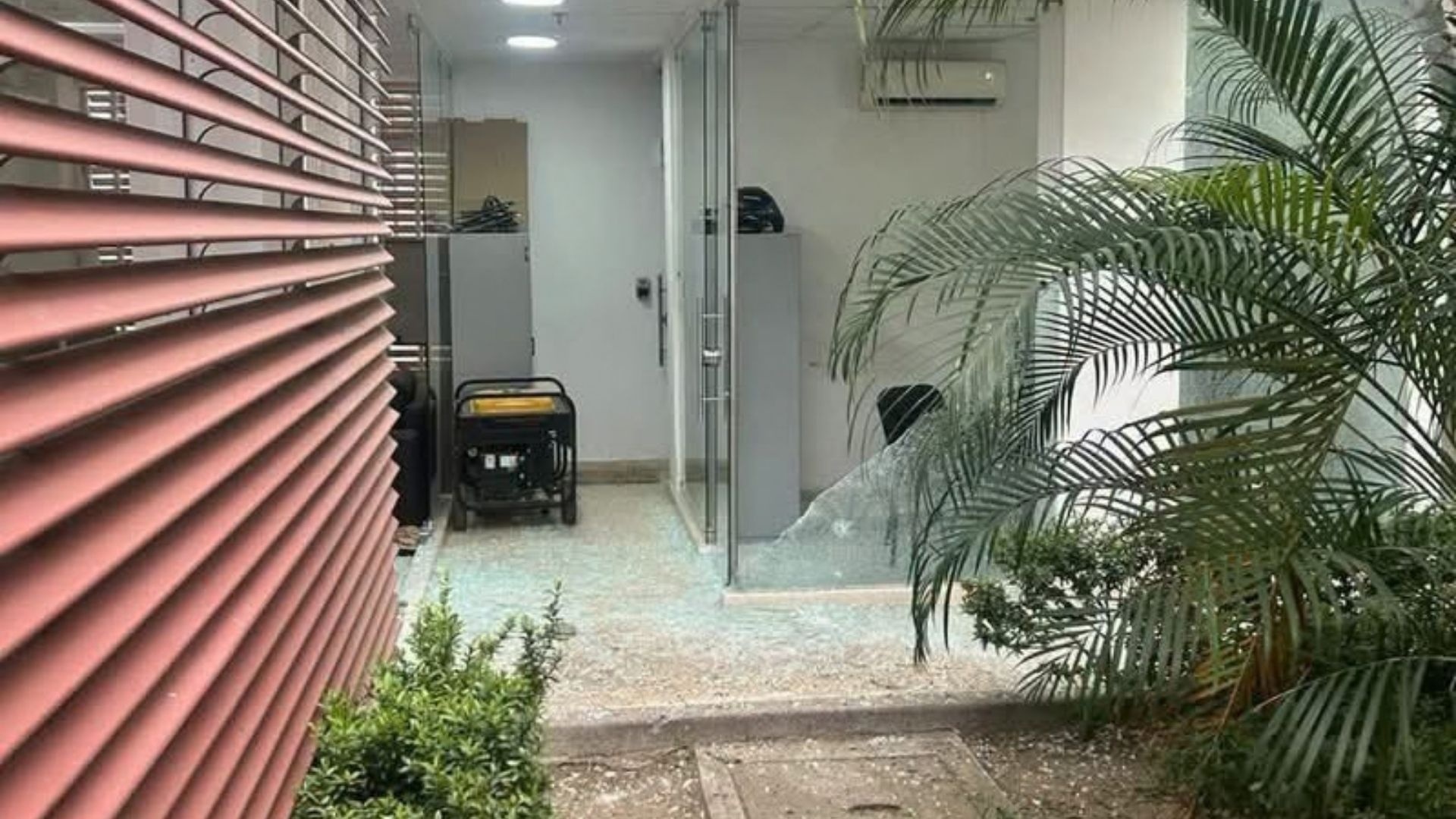 Los ataques aéreos no tregua y golpea la estación de Policía de Aipe en el Huila