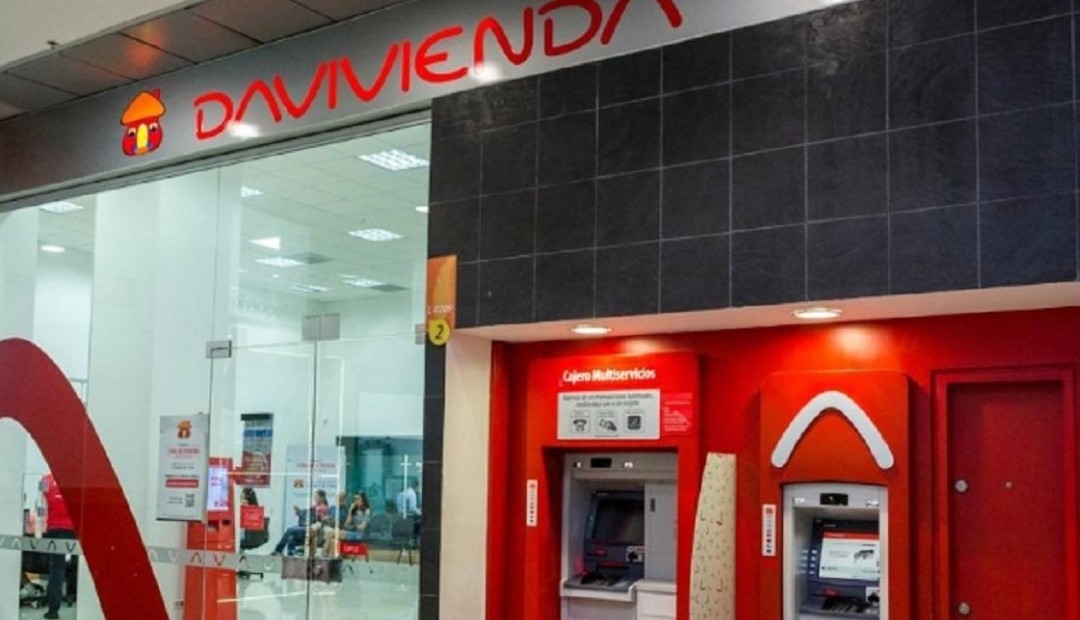 Cajero automático regaló dinero durante más de una hora