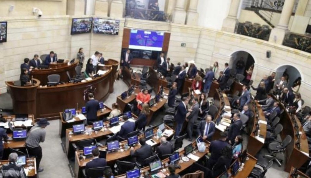 Congresistas ganarán más de $43 millones con aumento salarial anunciado