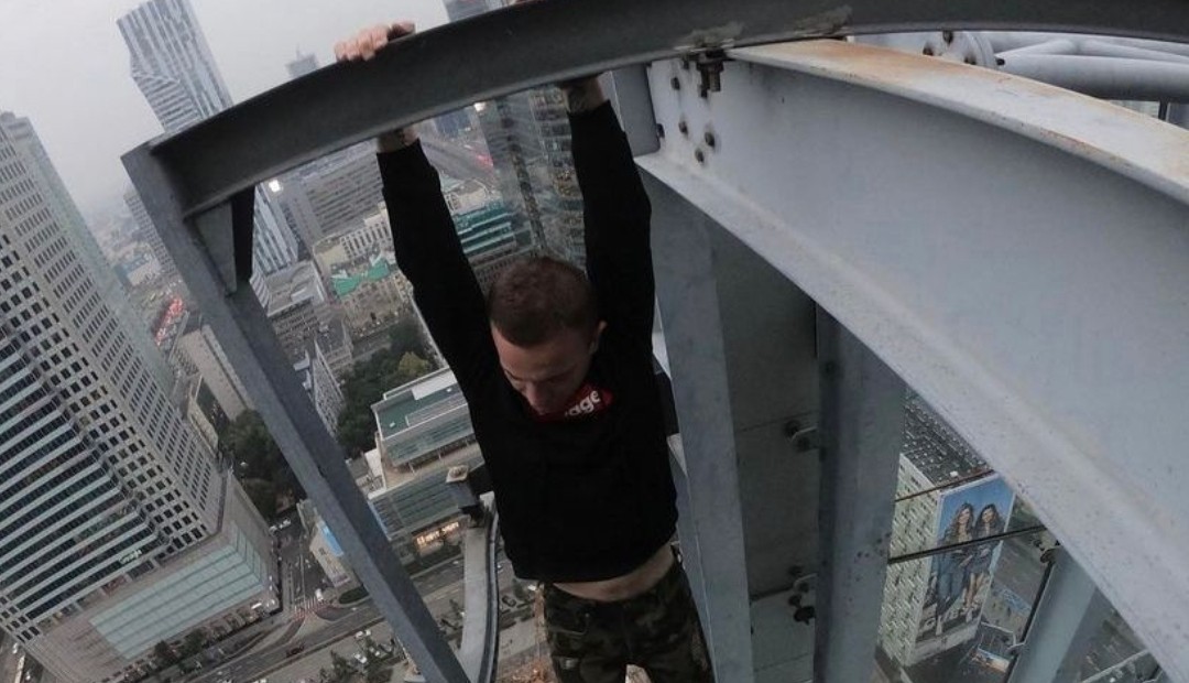 El influencer Remi Lucidi, muere a los 30 años tras resbalar de un edifico en Hong Kong