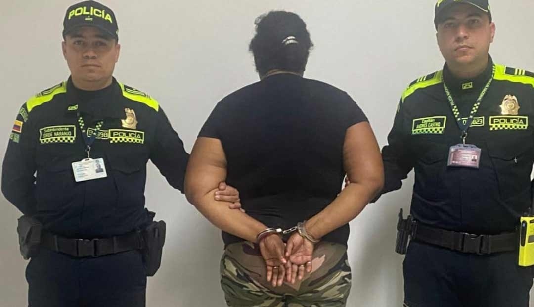 Detenida por poner a su hija menor a pedir en los semáforos de Pereira