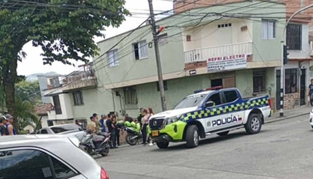 Por una imprudencia vial, hombre le disparó a un motociclista en Pereira y resultó herido un adulto mayor