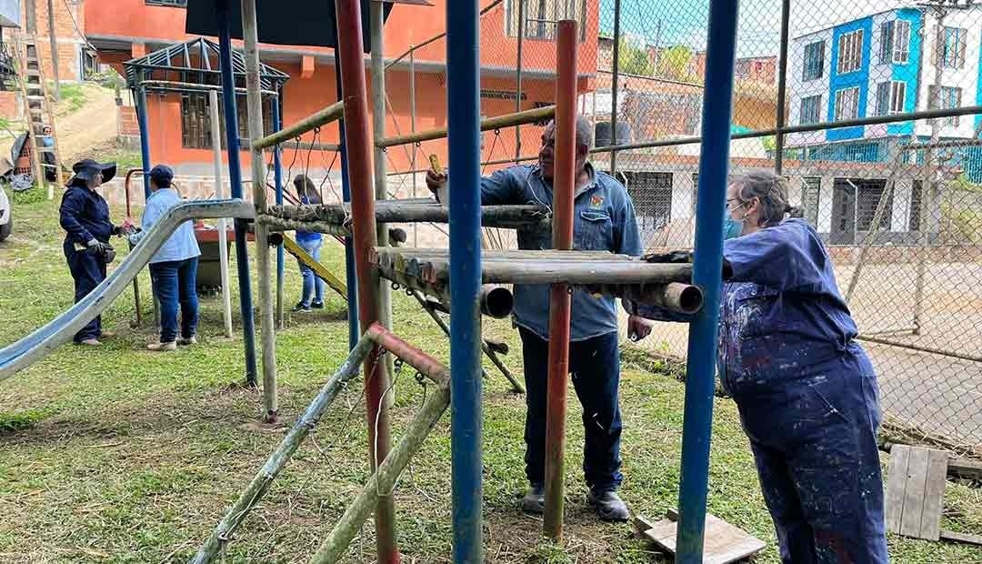 Con éxito se cumplió jornada de limpieza en el parque del barrio El bosque 