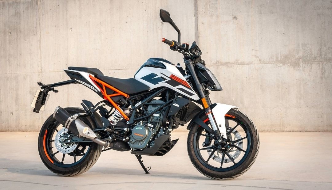 Desmantelado el mayor "deshuesadero" de motos robadas en la costa