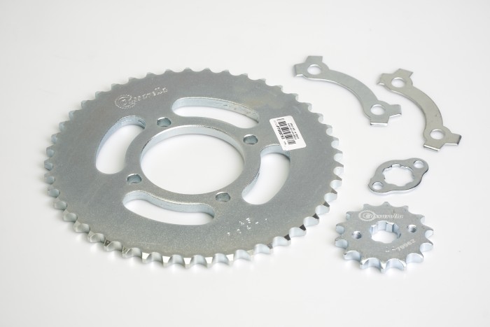 KIT PIÑONES - CR4 200 4 HUECOS (PT45C-PD14C- 428) CASSARELLA