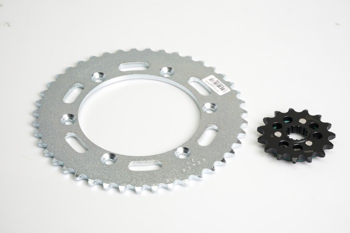 KIT PIÑONES - DR 350 6 HUECOS (PT43C-PD15C PASO 520) CASSARELLA