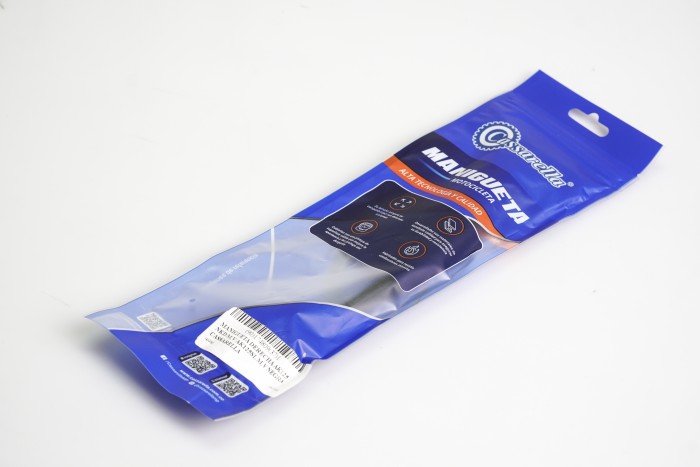 MANIGUETA DERECHA AK125 NKD M,V/AK125SL M,V NEGRA CASSARELLA