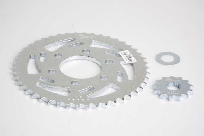 KIT PIÑONES - BENELLI 180 S 6 HUECOS  (PT46C-PD13C PASO 428) CASSARELLA