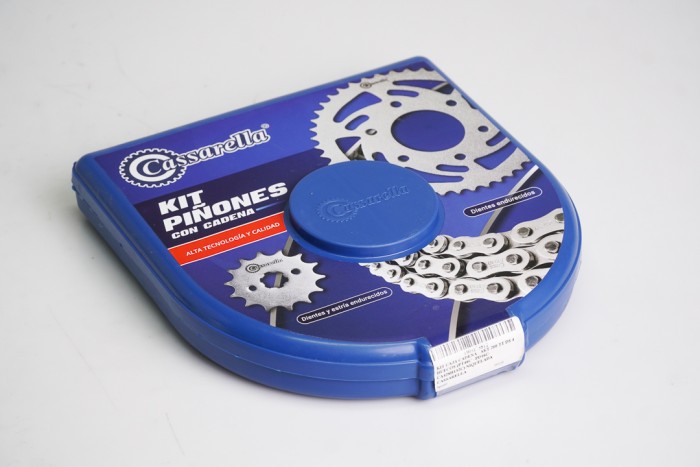 KIT CAJA CADENA - AKT 200 TT DS 4 HUECOS (PT46C - PD16C- CA428H132C) NIQUELADA CASSARELLA