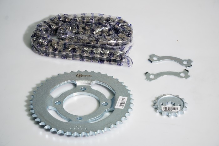 KIT CAJA CADENA - MACH 110 4 HUECOS (PT43C-PD14C-428-H-110-C) CONCAVO NIQUELADA  CASSARELLA